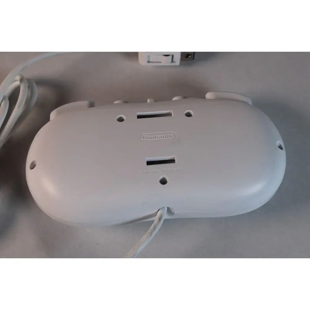 Official Nintendo Wii Pro Controller Classic White RVL-005 OEM - TESTED WORKs
